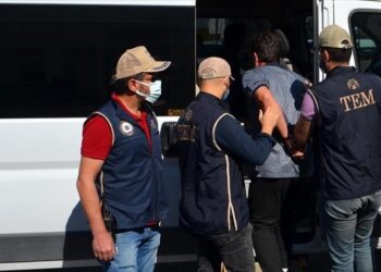 القبض على 3 إرهابيين من “داعش” جنوبي تركيا