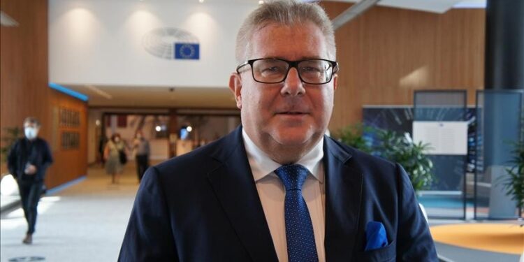 الاتحاد الأوروبي: هناك إشارات لتحسن العلاقات مع تركيا