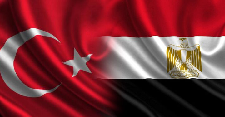 مصر: حريصون على إيجاد صيغة لاستعادة العلاقات مع تركيا