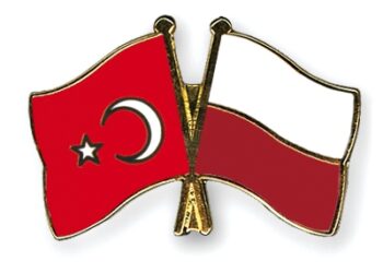 تشاووش أوغلو: شراكتنا القوية مع بولندا ضمان لسلم المنطقة