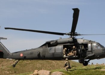 الدفاع التركية: تحييد 4 إرهابيين من “بي كا كا” شمالي العراق