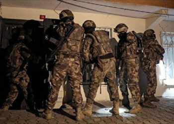 تركيا.. توقيف 11 مشتبها بالانتماء لـ”بي كا كا” الإرهابي