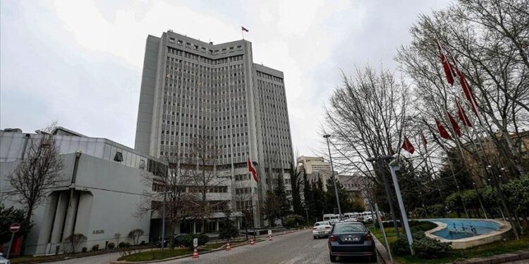 تركيا ترفض بيان سفراء 10 دول وتصفه بـ”غير المسؤول”