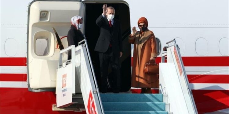 تلبية لدعوة من علييف.. أردوغان يتوجه إلى أذربيجان