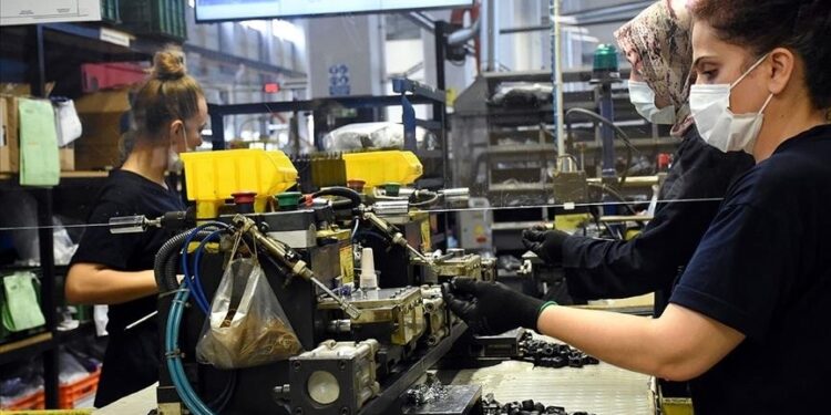 تركيا.. صادرات قطع السيارات في 2021 تتجاوز 8.5 مليارات دولار