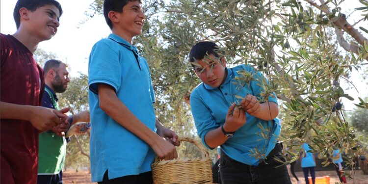 هطاي التركية تحتضن فعالية ترفيهية لأيتام سوريين