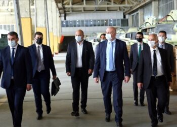 تركيا وجورجيا تخططان لتعاون في مجال الطيران العسكري