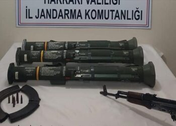 بينها مضادات دروع.. ضبط أسلحة وذخائر لـ”بي كا كا” جنوب شرقي تركيا