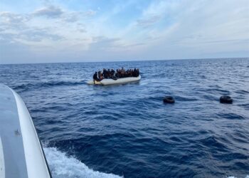 تركيا.. إنقاذ 65 مهاجرا قبالة سواحل إزمير