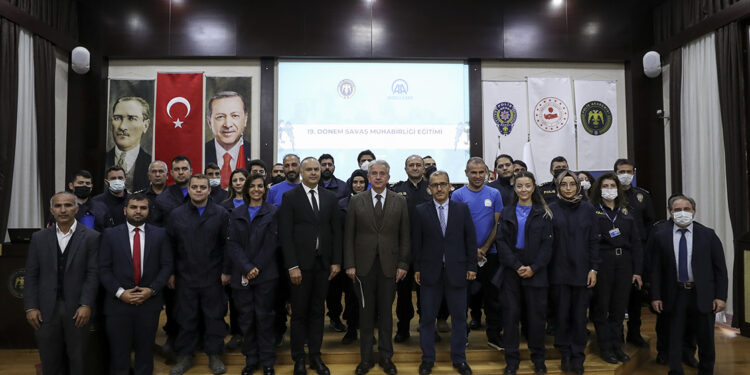 الأناضول تطلق دورة المراسل الحربي الـ 19