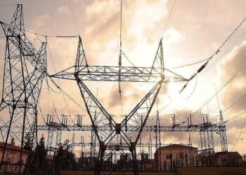 العراق يعلن إنجاز خطة الربط الكهربائي مع تركيا