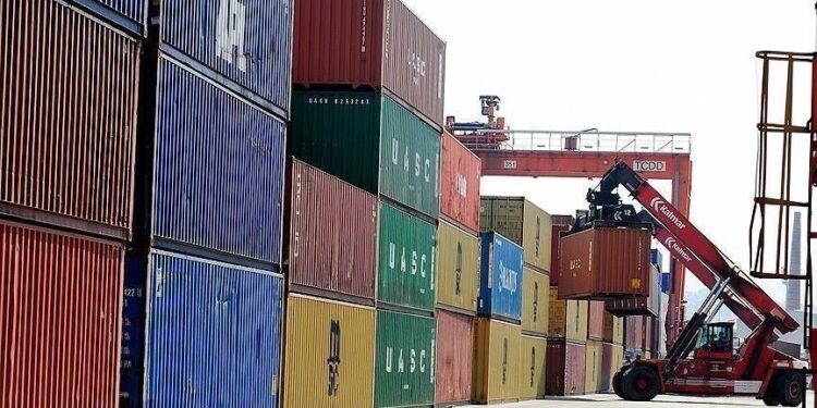 تركيا.. صادرات منطقة المتوسط تصل 12.9 مليار دولار في 10 أشهر