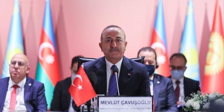 تشاووش أوغلو: قرارات تاريخية ستتخذ في قمة زعماء المجلس التركي