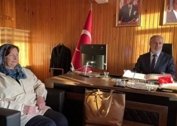 سيدة بلغارية تعتنق الإسلام في تركيا