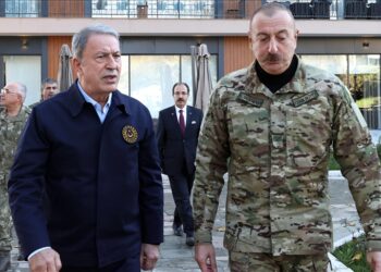 علييف يستقبل أكار في مدينة “شوشة” المحررة