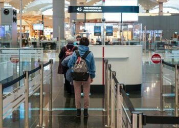 أمن مطار إسطنبول يضبط أجنبيًا متهمًا بالانتماء لـ”داعش”