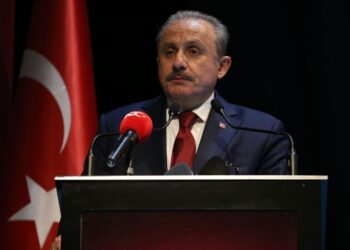 شنطوب يهنئ نظيرته الأذربيجانية بـ”يوم النصر”