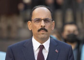 قالن: علينا أن ندير العلاقات بين الإسلام والغرب بعيدا عن التشكيك