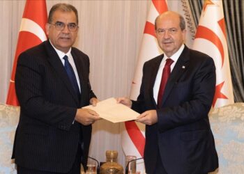 قبرص التركية.. تشكيل حكومة جديدة برئاسة فائز سوجو أغلو