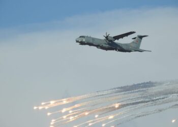 وتستمر مفاجآت تركيا.. أضخم مقاتلتين قادرتين على حمل طوربيدات تمحو الغواصات من الوجود