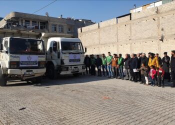 الإغاثة التركية ترسل 200 شاحنة مساعدات إنسانية إلى سوريا