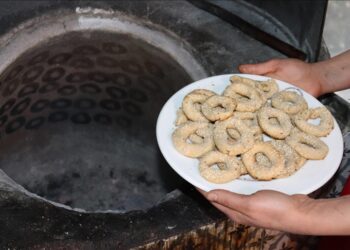 كعكة التنور..مذاق شعبي خاص بولاية هطاي التركية