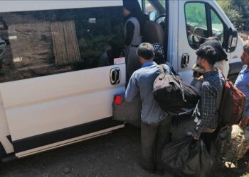 السلطات التركية تضبط 14 مهاجرا غير نظامي في مانيسا