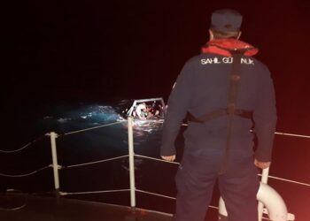 تركيا.. إنقاذ 20 مهاجرا غير نظامي أجبرتهم اليونان على العودة