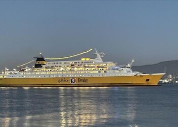 إزمير تستقبل الرحلة الثانية لسفينة ركاب ليبية