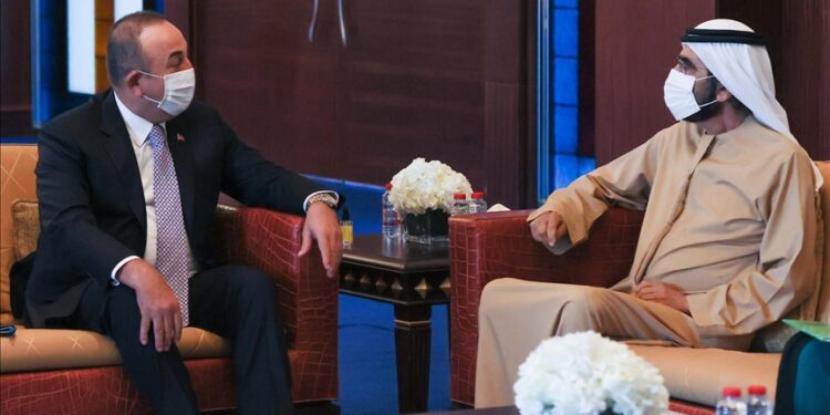 الإمارات.. تشاووش أوغلو يلتقي حاكم دبي