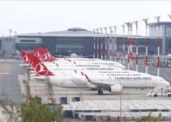 الخطوط التركية تبدأ رحلاتها بين إسطنبول والشارقة