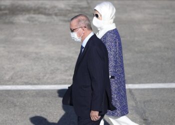 الرئيس أردوغان يصل قطر في زيارة رسمية