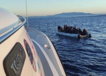 تركيا.. إنقاذ 55 مهاجرا قبالة سواحل إزمير