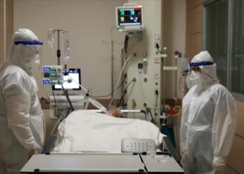 تركيا تسجل 133 وفاة جراء كورونا