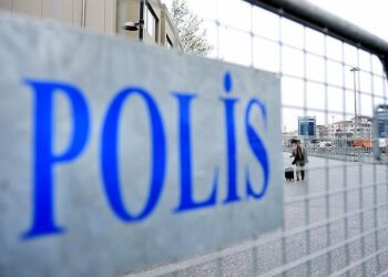 إسطنبول.. السلطات التركية تعتقل دبلوماسي أمريكي