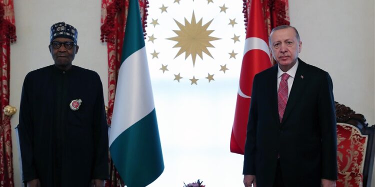 الرئيس أردوغان يلتقي نظيره النيجيري في إسطنبول