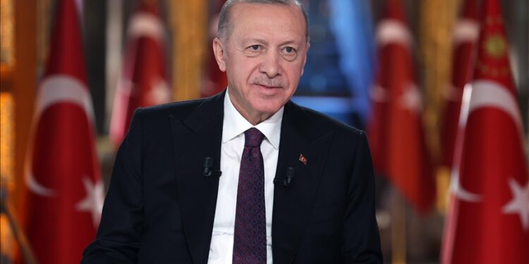 أردوغان: أسعار الصرف ستستقر قريبا جدا