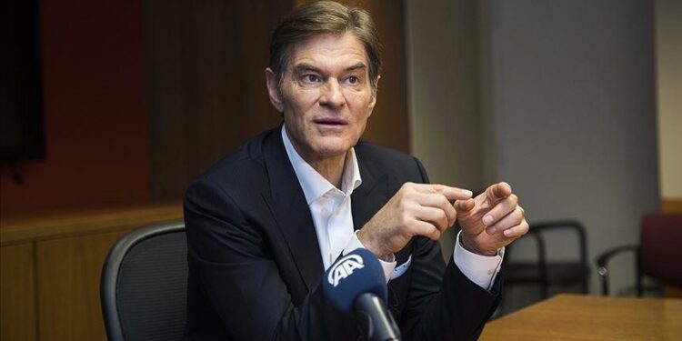 الجراح التركي العالمي “أوز” يعلن ترشحه لمجلس الشيوخ الأمريكي