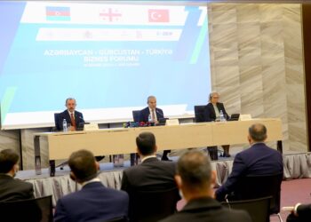 أذربيجان: نسعى لرفع التجارة مع تركيا إلى 25 مليار دولار