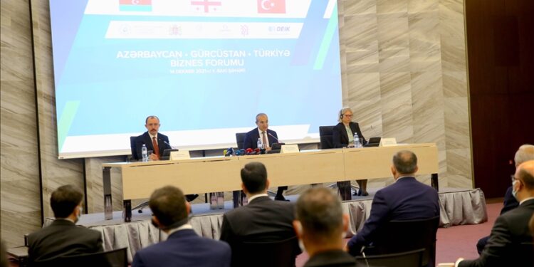 أذربيجان: نسعى لرفع التجارة مع تركيا إلى 25 مليار دولار