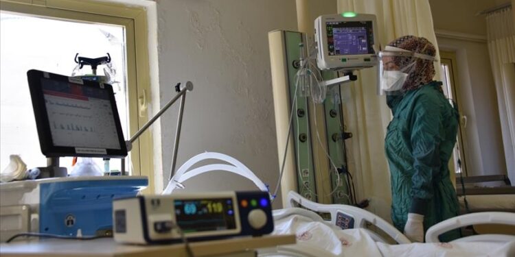 تركيا.. تسجيل 192 وفاة جراء كورونا في يوم