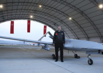 أردوغان يكشف عن مقاتلة بدون طيار ستتفوق على بيرقدار