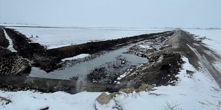 استئناف ضخ الغاز في خط الأنابيب بين تركيا والعراق