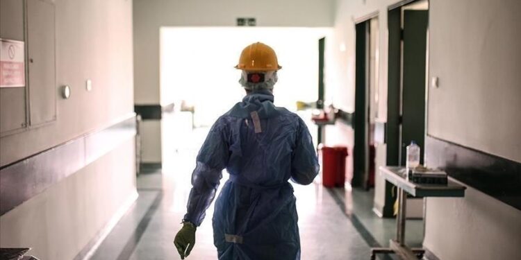 تركيا تسجل 167 وفاة جراء فيروس كورونا