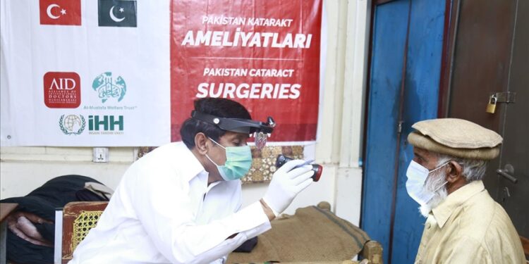 في 2021.. أكثر من 17 ألفا يبصرون النور بفضل “الإغاثة” التركية