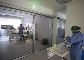 تركيا تسجل 156 وفاة جراء فيروس كورونا