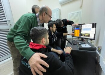 القمر الصناعي التركي “Grizu-263A” يرسل أكثر من 900 إشارة فضائية