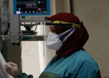 تركيا.. 156وفاة بكورونا