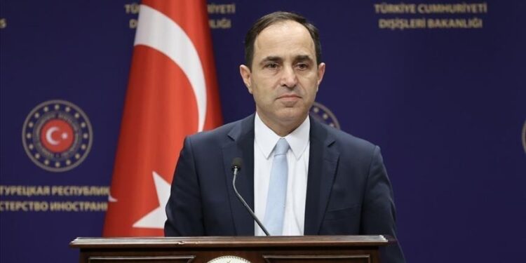 أنقرة: نرفض توصيف اليونان دفاعنا عن حقوقنا بالتهديد