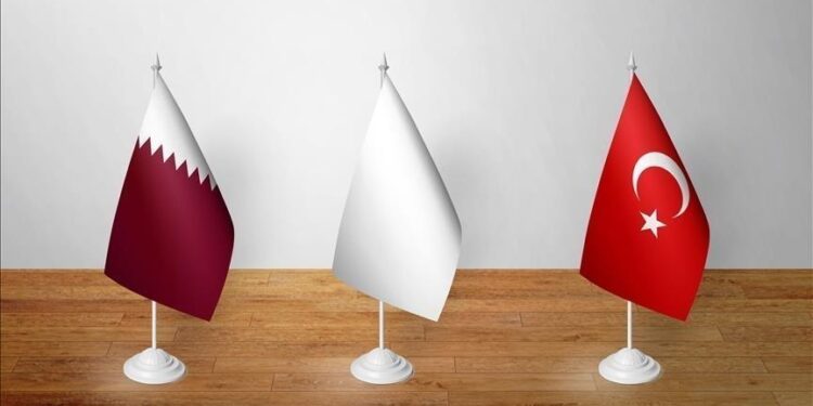 مباحثات تركية قطرية حول تعزيز التعاون العسكري